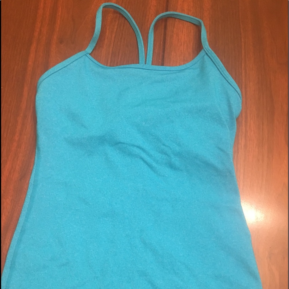 Lululemon power “Y” blue tank -size 4